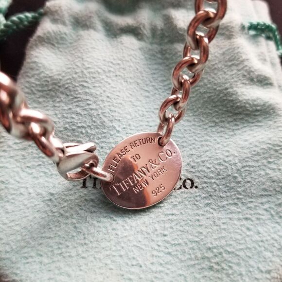 Tiffany & Co. Oval Tag Chain Necklace - Picture 3 of 9